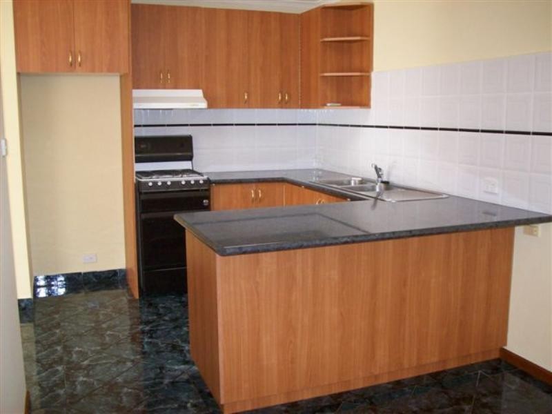 12 Haite Place, Roxburgh Park VIC 3064