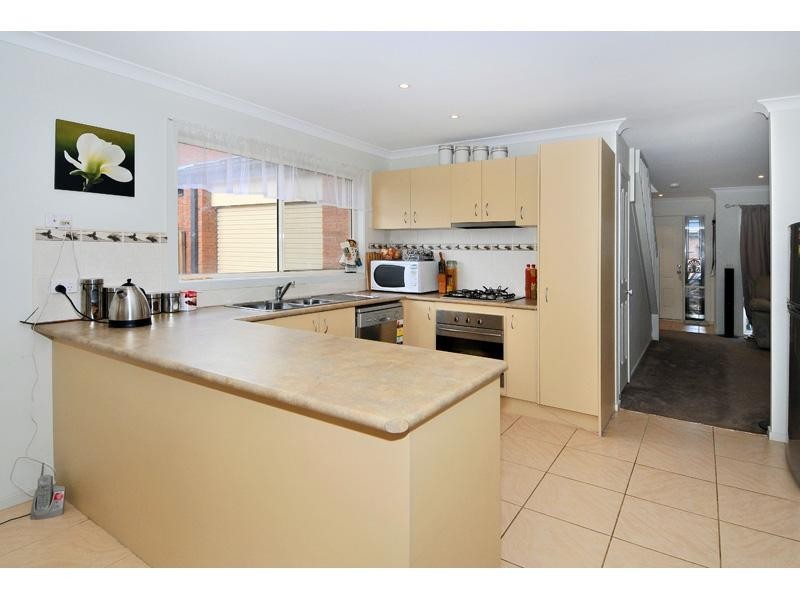 12 Peartree Court, Roxburgh Park VIC 3064