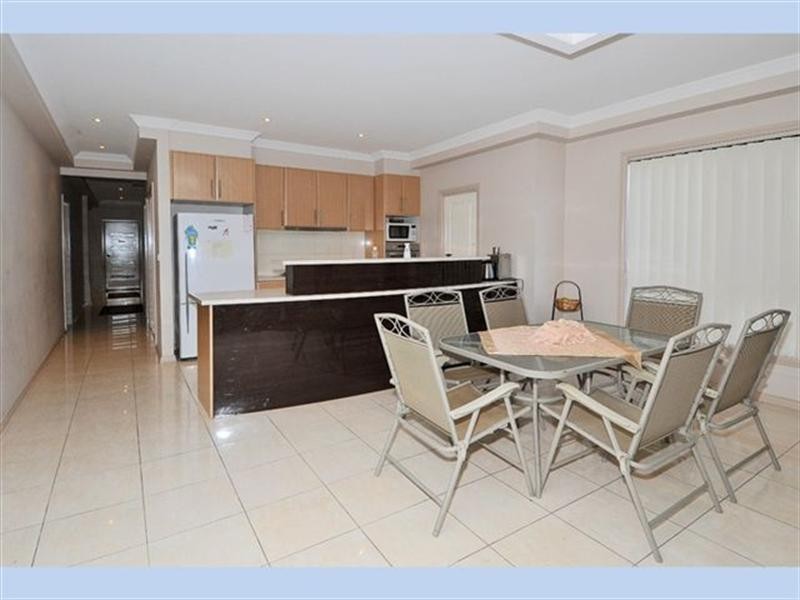 20 Centennial Park Drive, Craigieburn VIC 3064