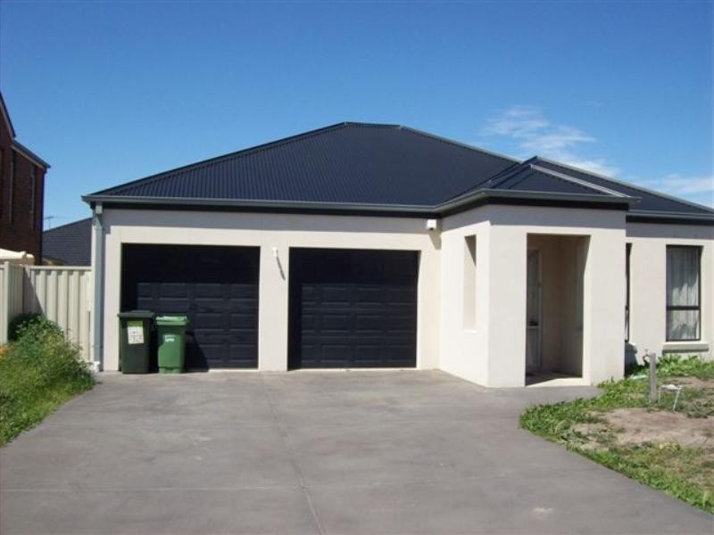 48 Tusmore Rise, Craigieburn VIC 3064