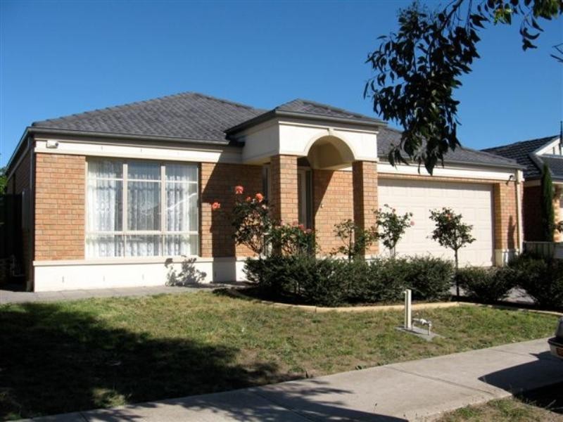17 Studley Park Way, Craigieburn VIC 3064