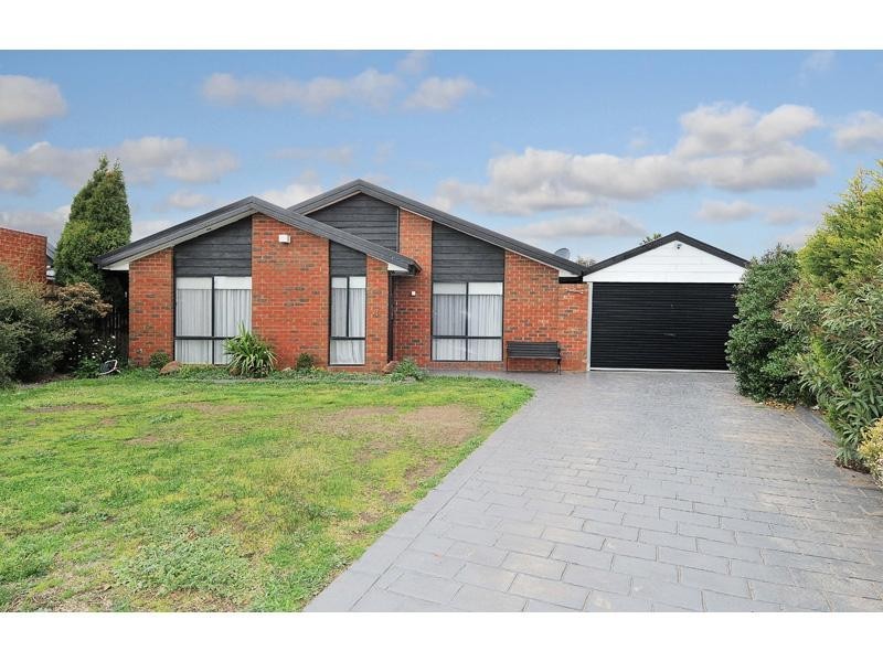 7 Tedburn Court, Craigieburn VIC 3064