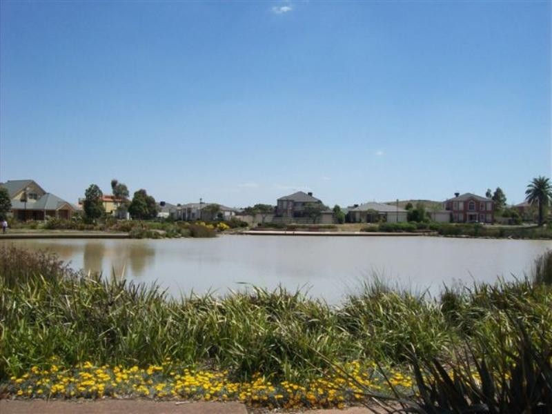 10 Exmouth Road, Craigieburn VIC 3064