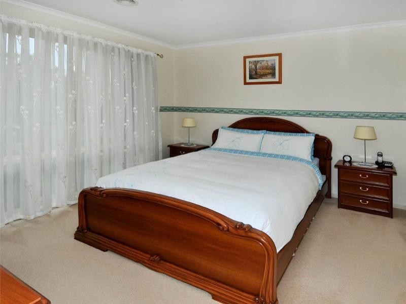 23 Toongabbie Place, Craigieburn VIC 3064