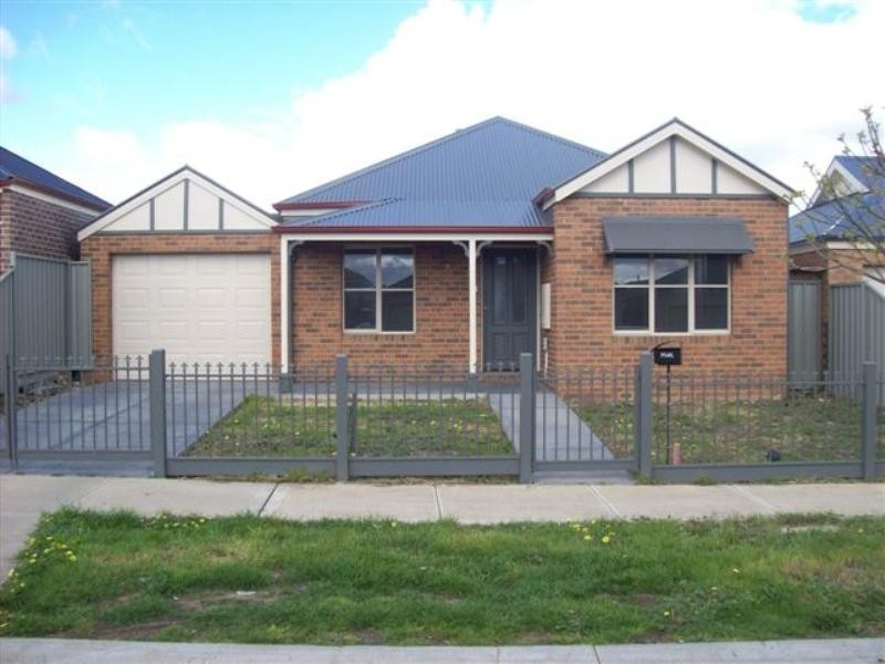22 Olympic Way, Craigieburn VIC 3064
