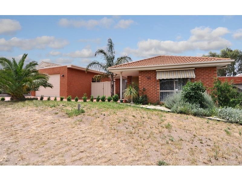 128 Lightwood Crescent, Meadow Heights VIC 3048
