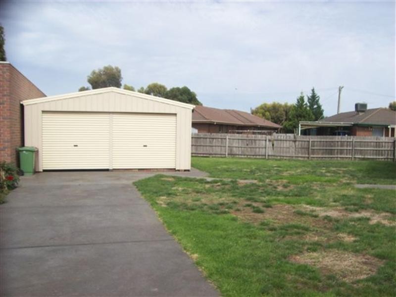 12 Plymouth Court, Craigieburn VIC 3064