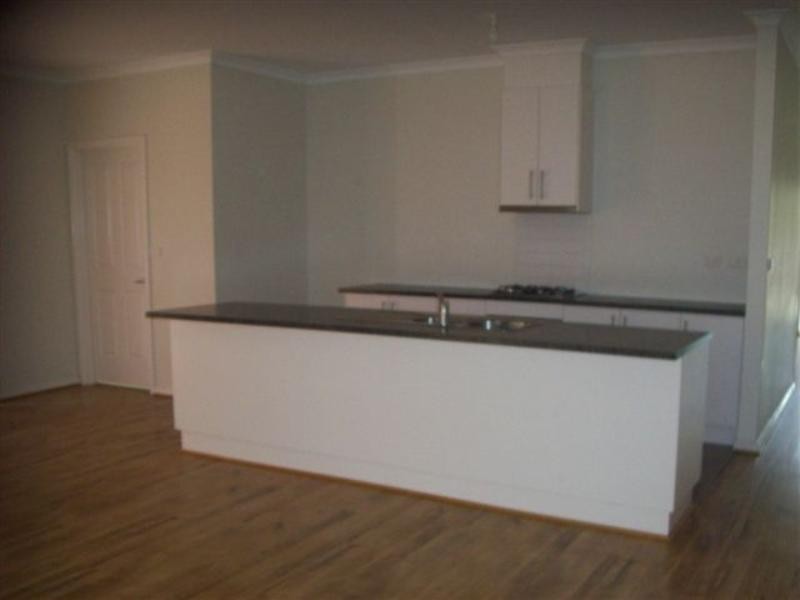 5 Tamarin Street, Craigieburn VIC 3064