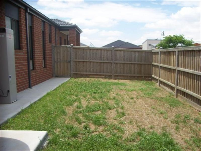 5 Tamarin Street, Craigieburn VIC 3064