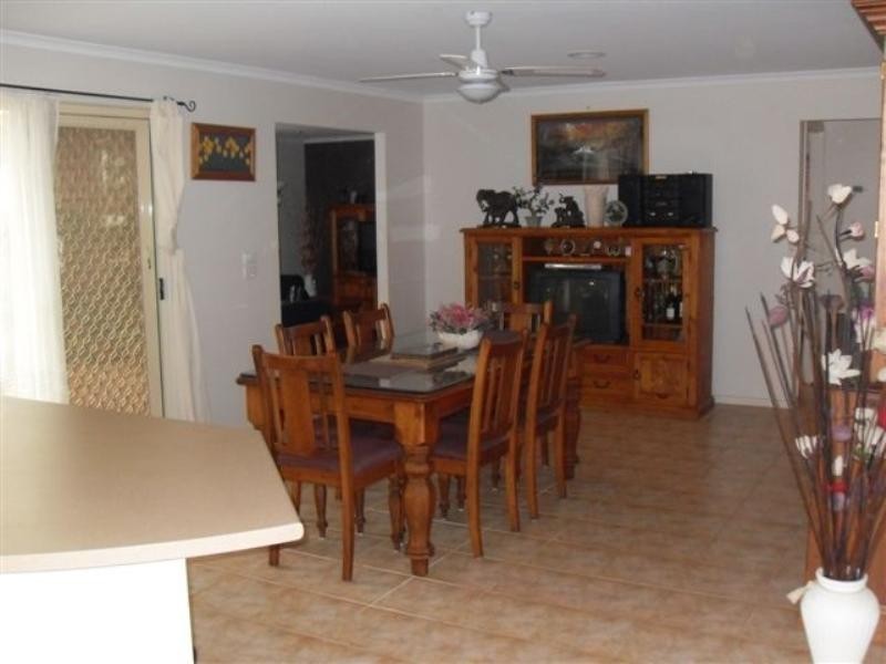 8 Bertrand Court, Craigieburn VIC 3064