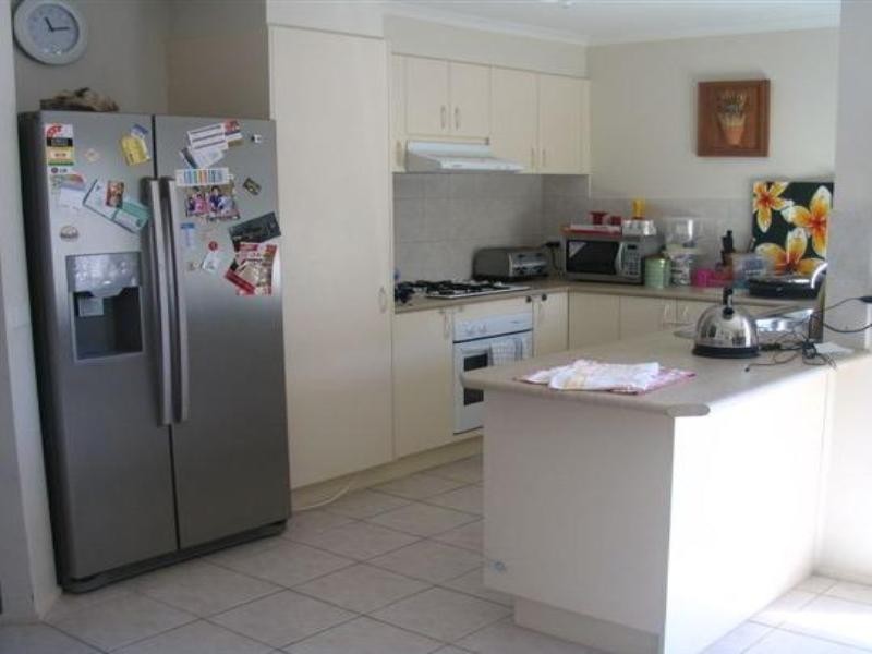 5 Shearwater Place, Craigieburn VIC 3064