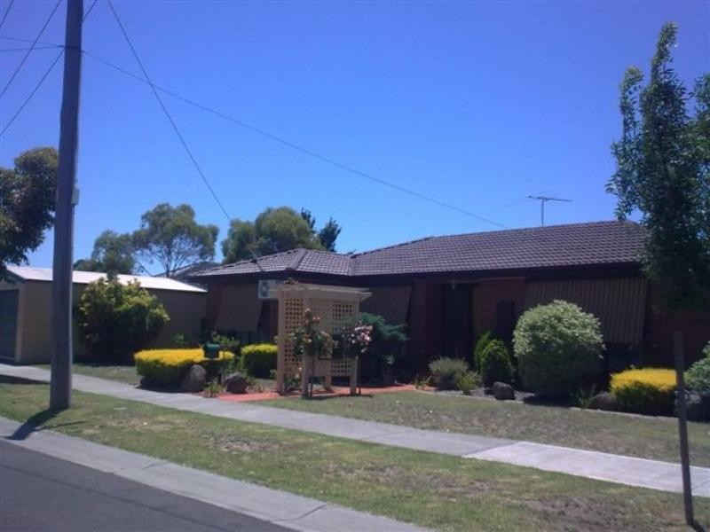 1 Brandon Court, Craigieburn VIC 3064