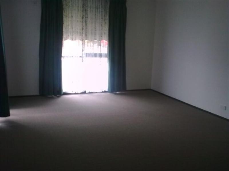 1 Brandon Court, Craigieburn VIC 3064