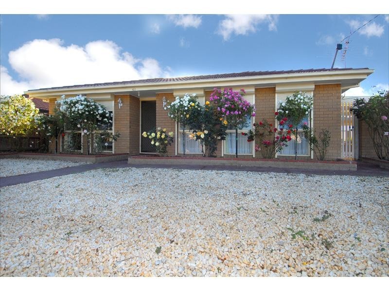 43 Rokeby Crescent, Craigieburn VIC 3064