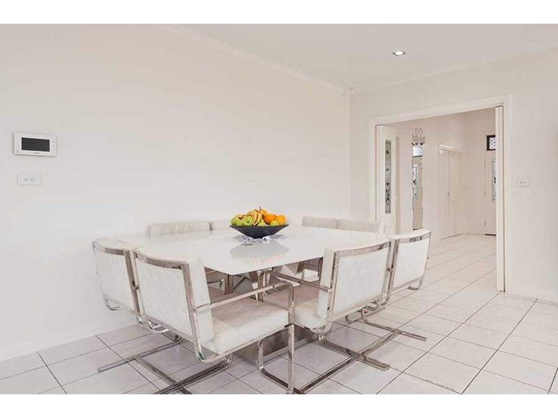 18 Grange Rise, Craigieburn VIC 3064