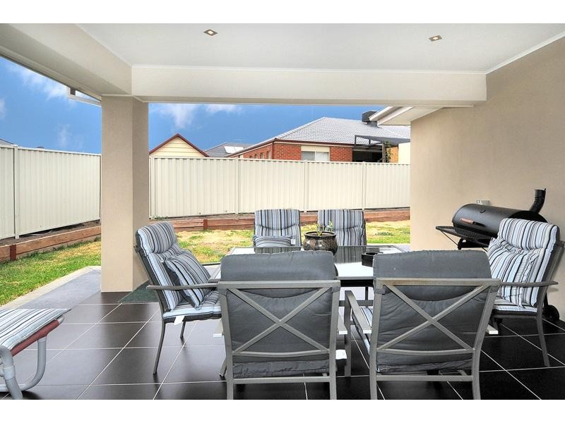 79 Golfview Drive, Craigieburn VIC 3064