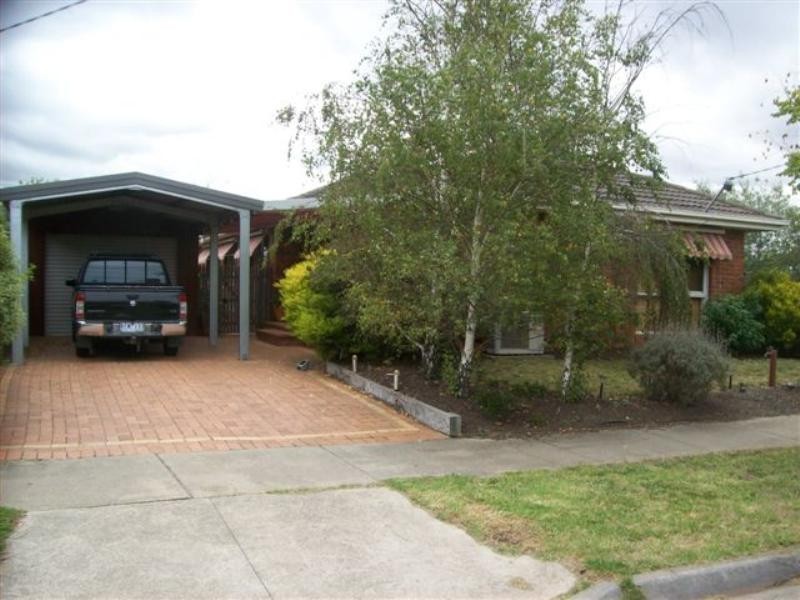 5 Leigh Court, Craigieburn VIC 3064