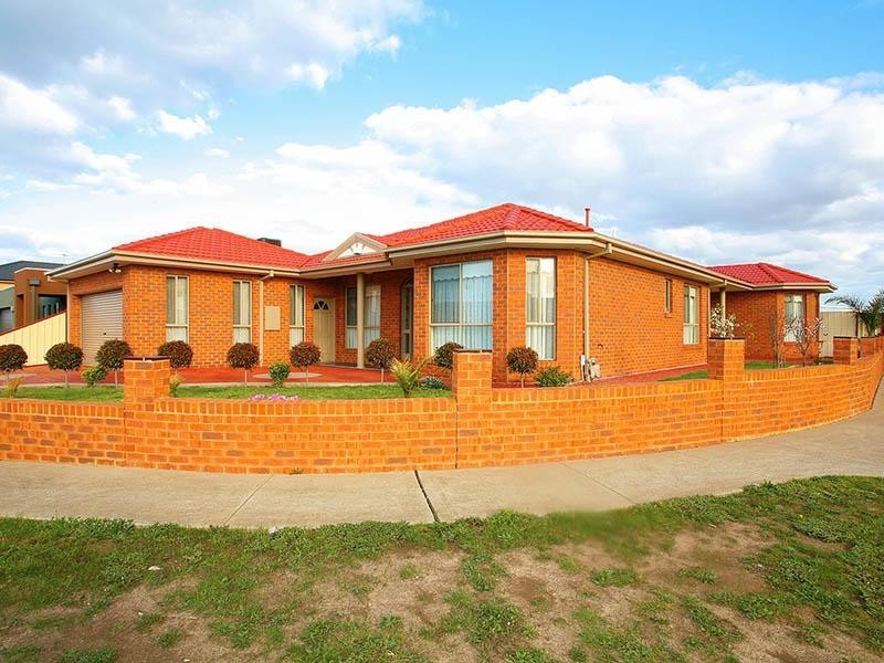 79 Lockwood Drive, Roxburgh Park VIC 3064