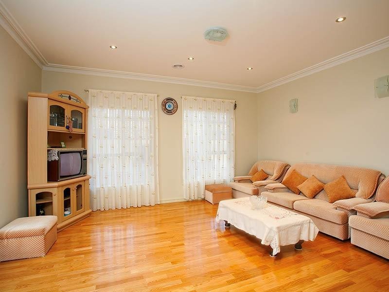 79 Lockwood Drive, Roxburgh Park VIC 3064