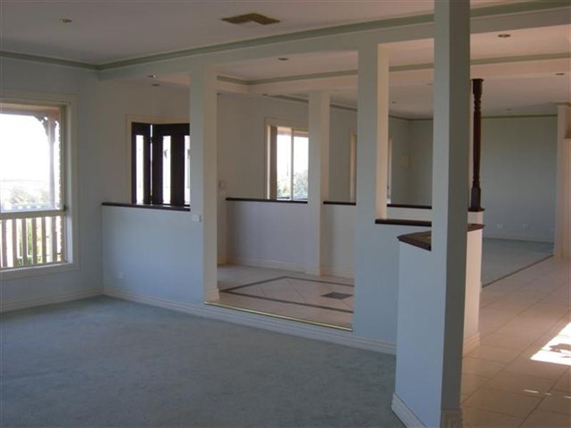 56 Excelsior Heights, Craigieburn VIC 3064