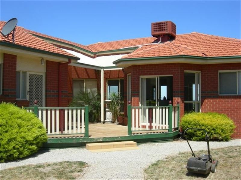 56 Excelsior Heights, Craigieburn VIC 3064