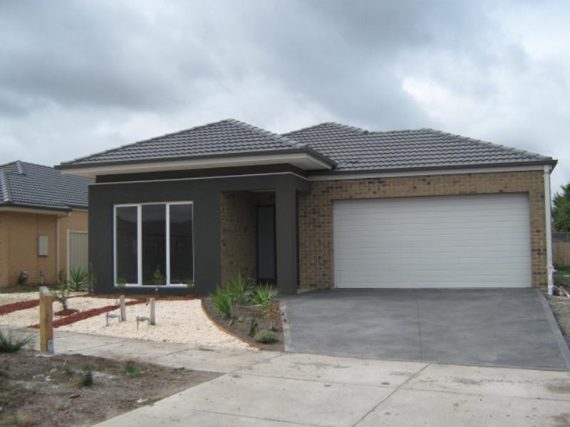 9 Acland Street, Craigieburn VIC 3064