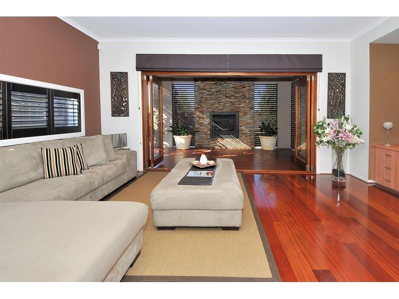 8 Harrington Avenue, Craigieburn VIC 3064