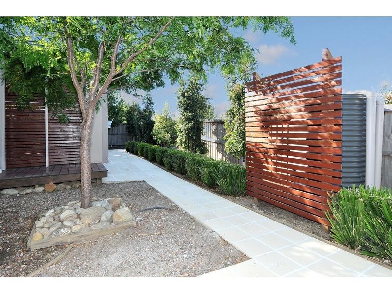 8 Harrington Avenue, Craigieburn VIC 3064