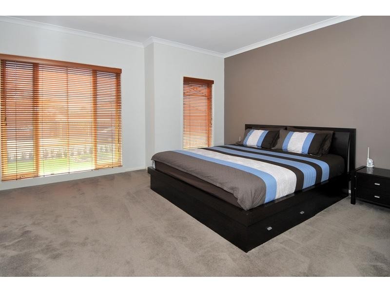 85 Golfview Drive, Craigieburn VIC 3064