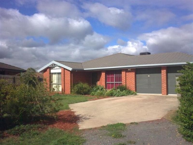 5 Tedburn Court, Craigieburn VIC 3064