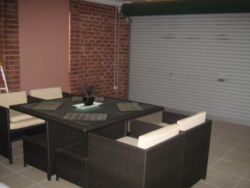 18 Brecon Nook, Craigieburn VIC 3064