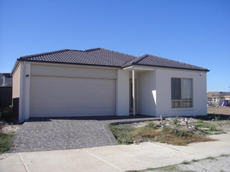 72 Newbury Boulevard, Craigieburn VIC 3064