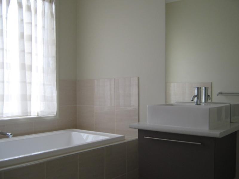 72 Newbury Boulevard, Craigieburn VIC 3064