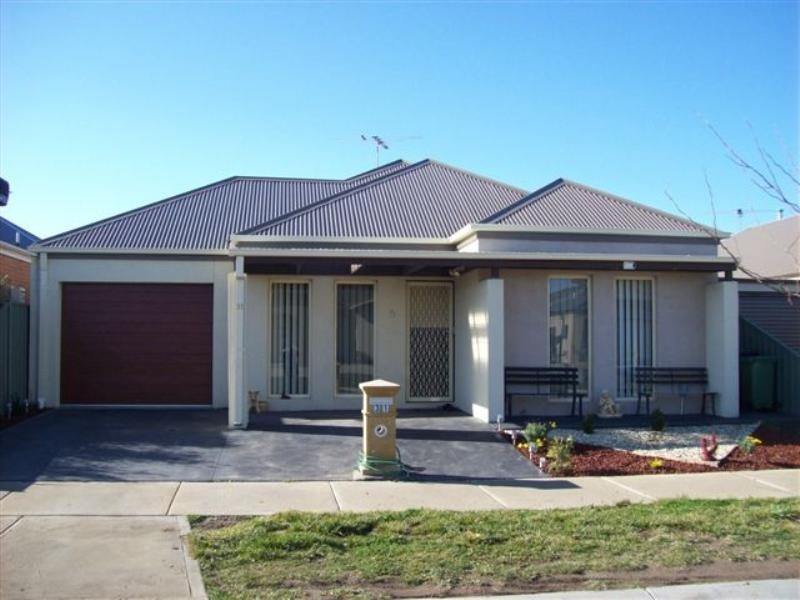 31 Hurlingham Way, Craigieburn VIC 3064