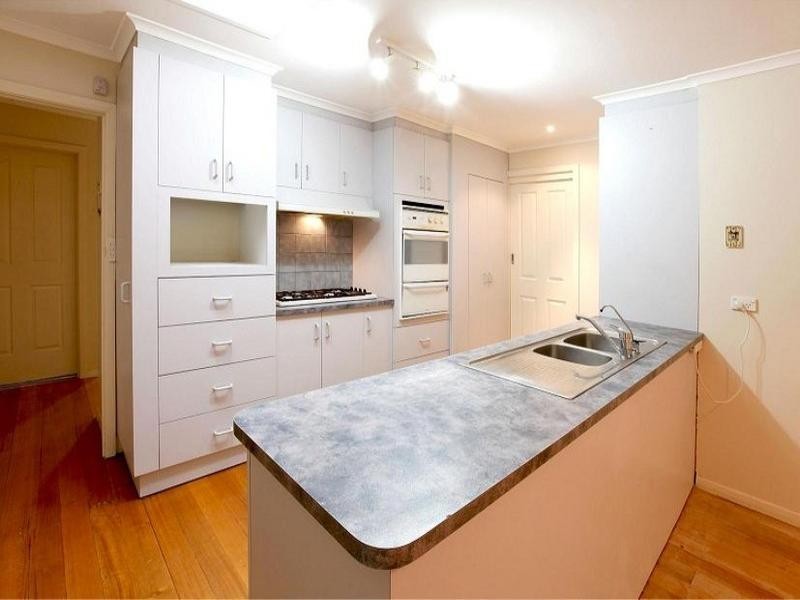 5 Whitley Crescent, Craigieburn VIC 3064