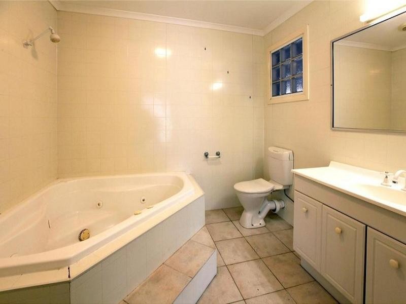 5 Whitley Crescent, Craigieburn VIC 3064