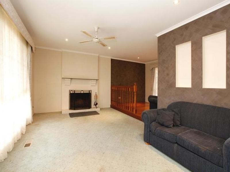 5 Whitley Crescent, Craigieburn VIC 3064