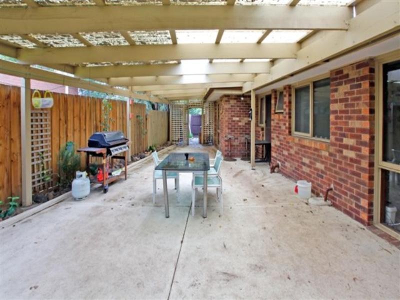 41 Beacon Hills Crescent, Craigieburn VIC 3064