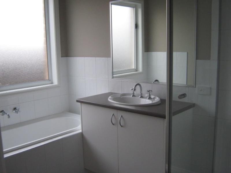 9 Acland Street, Craigieburn VIC 3064