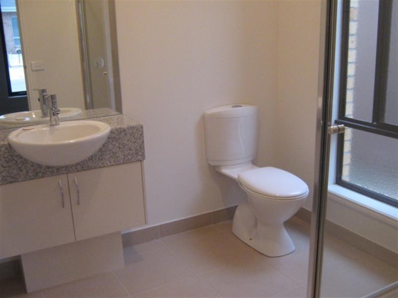 25 Greenham Avenue, Craigieburn VIC 3064