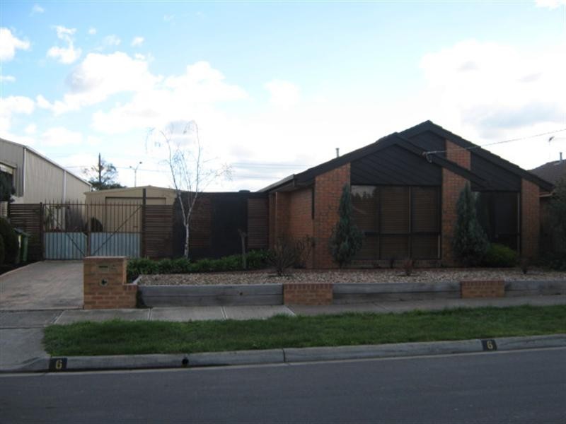 6 Princetown Avenue, Craigieburn VIC 3064