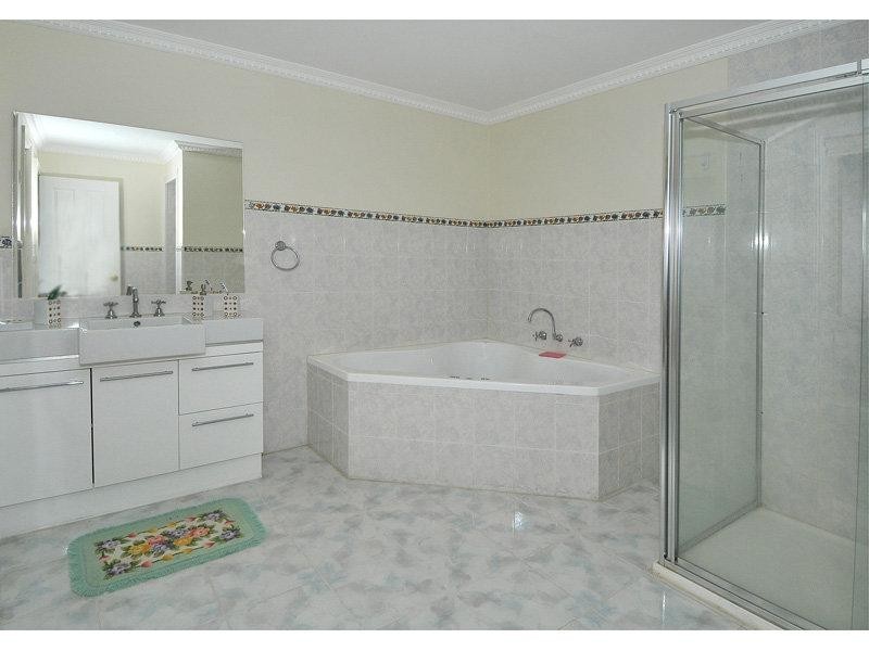 3 Hawthorn Lane, Craigieburn VIC 3064