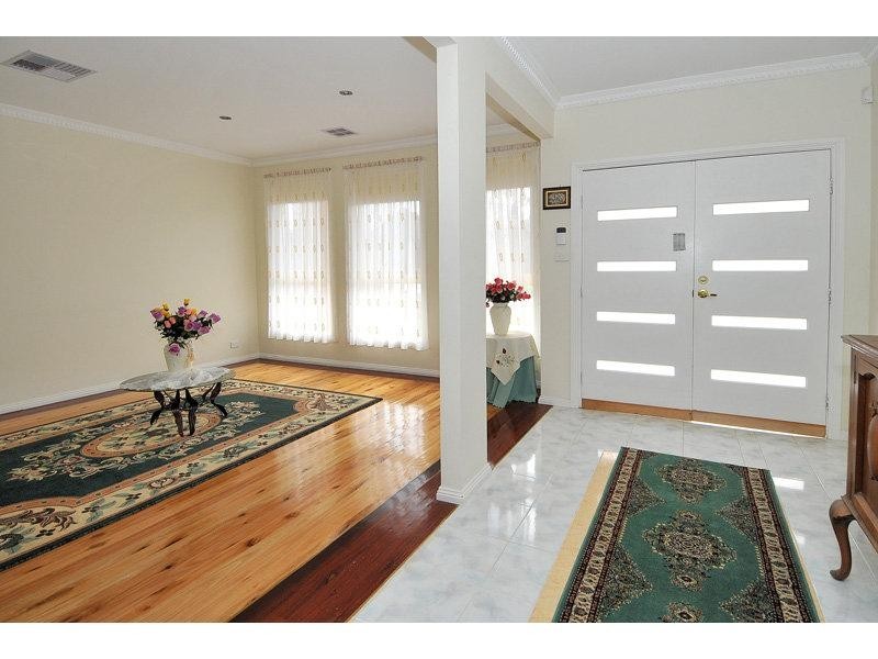 3 Hawthorn Lane, Craigieburn VIC 3064