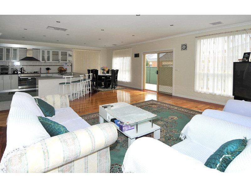 3 Hawthorn Lane, Craigieburn VIC 3064