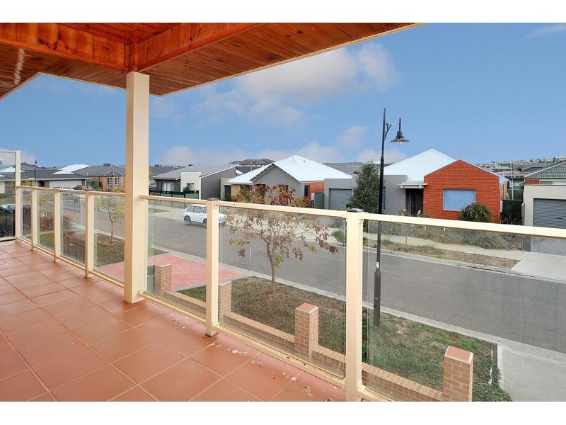 3 Hawthorn Lane, Craigieburn VIC 3064