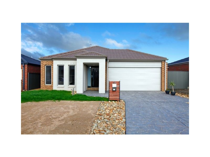 46 Kinglake Crescent, Craigieburn VIC 3064