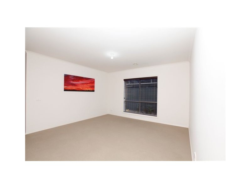 46 Kinglake Crescent, Craigieburn VIC 3064