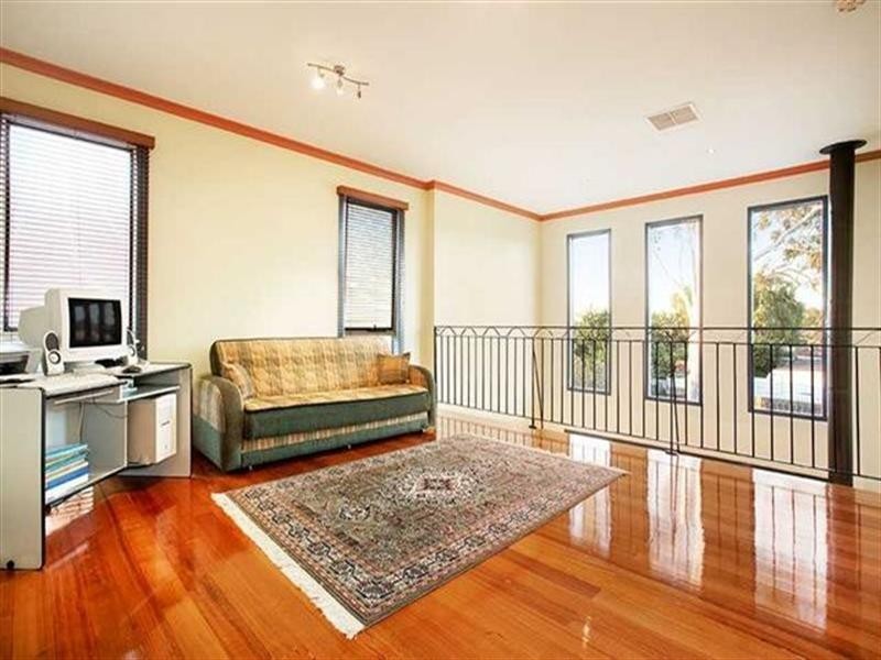 654 Bell Street, Preston VIC 3072