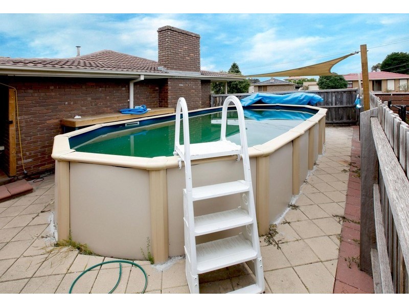 5 Whitley Crescent, Craigieburn VIC 3064