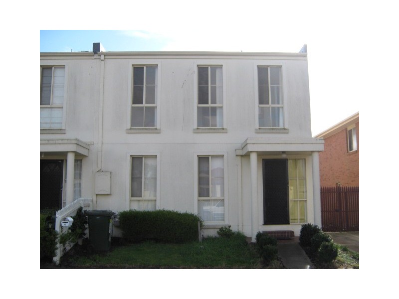 4 Corona Place, Roxburgh Park VIC 3064